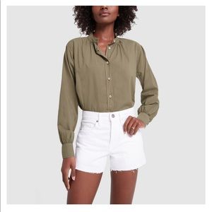 Frame denim Le Brigette Shorts in white. Frayed hem, no rips.